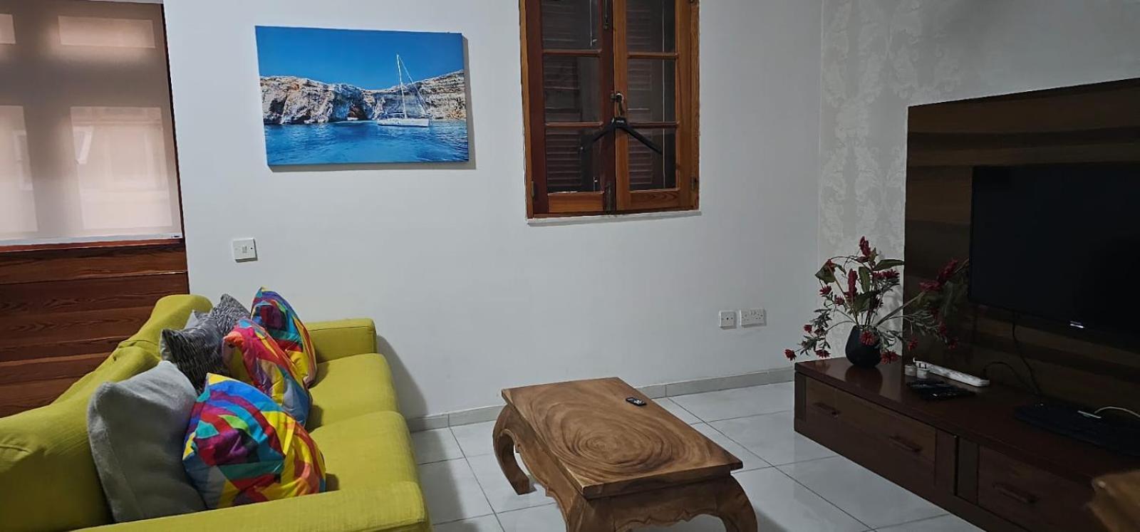 3 Floors Villa On Promenade 4 Bedrooms 3 Bathrooms Sliema Exterior foto